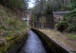 dam wall 1